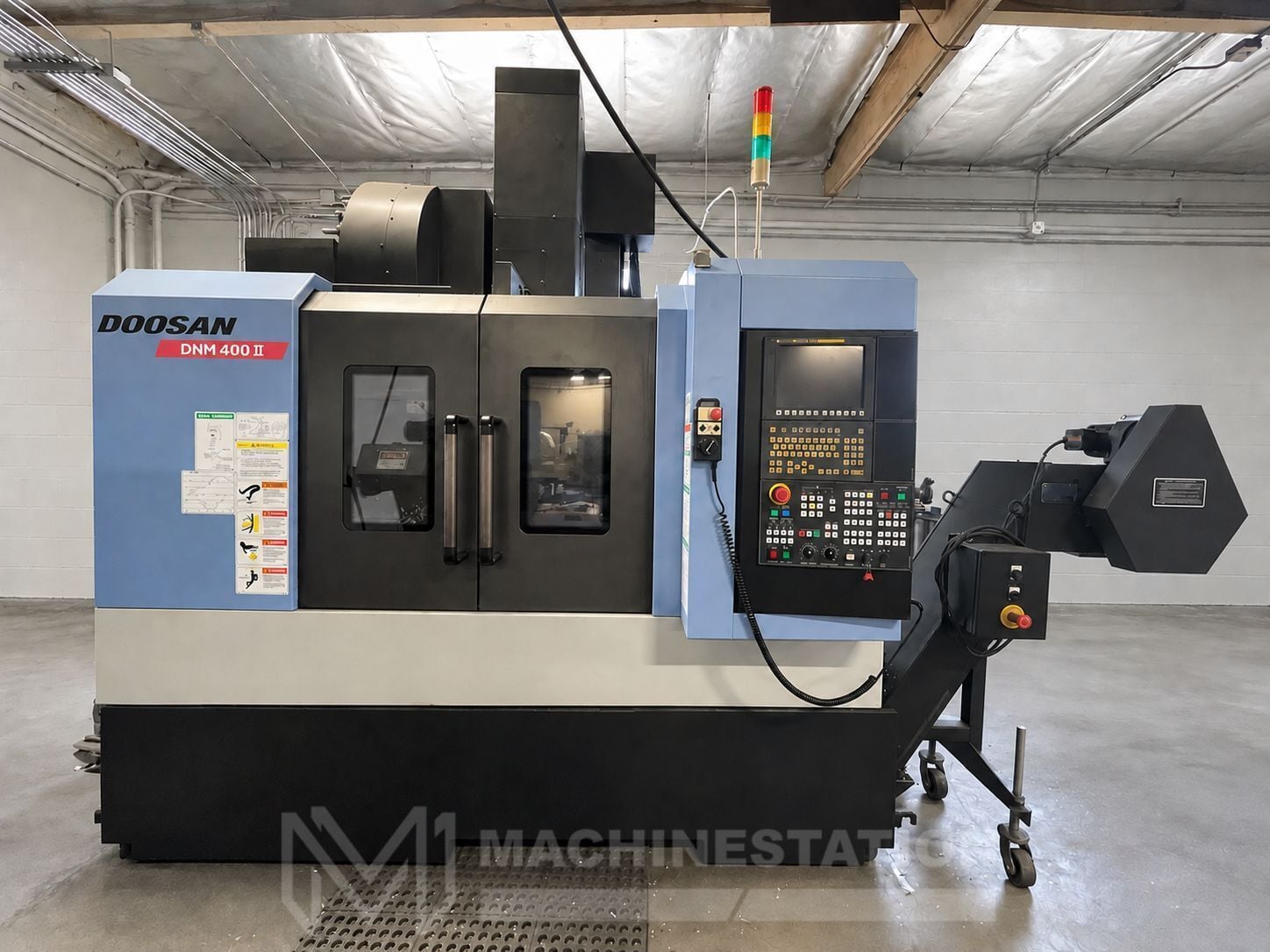 Daewoo Doosan #DNM-400-II, CNC vertical machining center, 30 automatic tool changer, 30" X, 17.1" Y, 20.1" Z