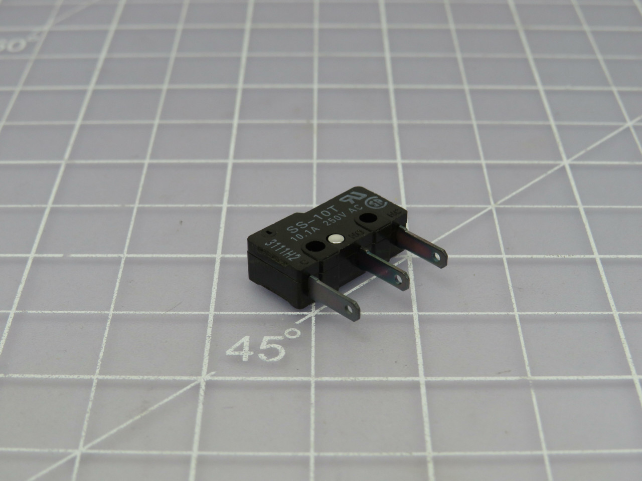 Omron #SS-10T, Microswitches, 10.1 Amp, 250 Volts AC, LOT of 1100