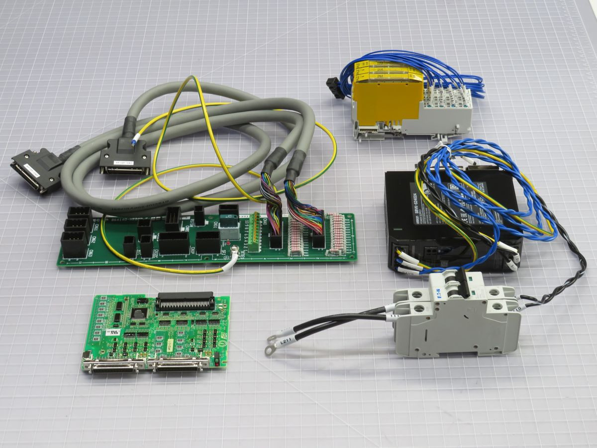 5 KW Yaskawa #SGDV-330A01A, Servo Drive, 200-230 Volts AC Input, IP10