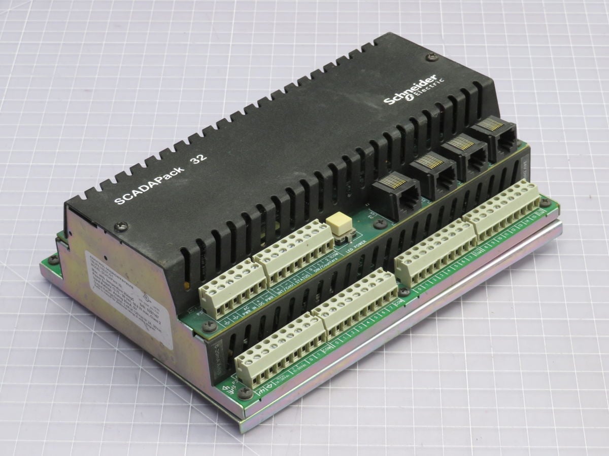 Control Microsystems #TBUP4-102-01-0-1, PLC Controller, 11-30 Volts DC, 2 AI, 8 DI, 8 DO, RS-232/485