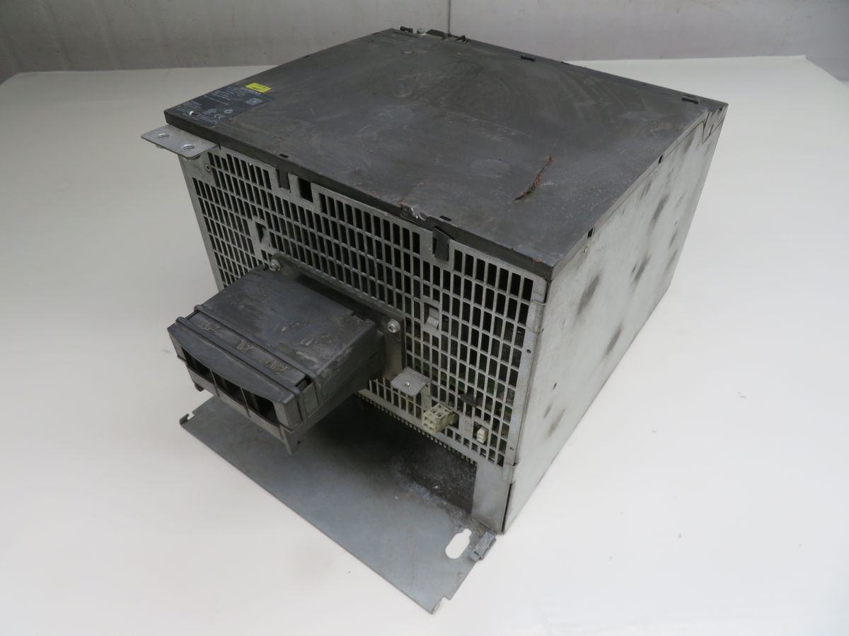 132 KW Siemens #6SL3120-1TE32-0AA4, Motor Module, 600 Volts DC Input, 400 Volts AC/200 Amp Output