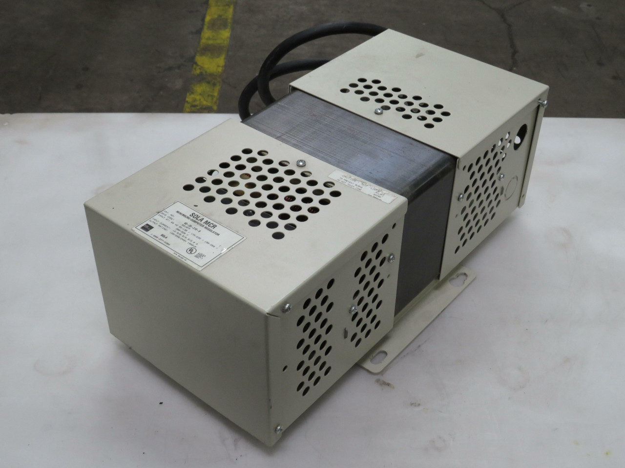 Sola #MCR-63-23-210-8, Mini/Micro Computer Regulator