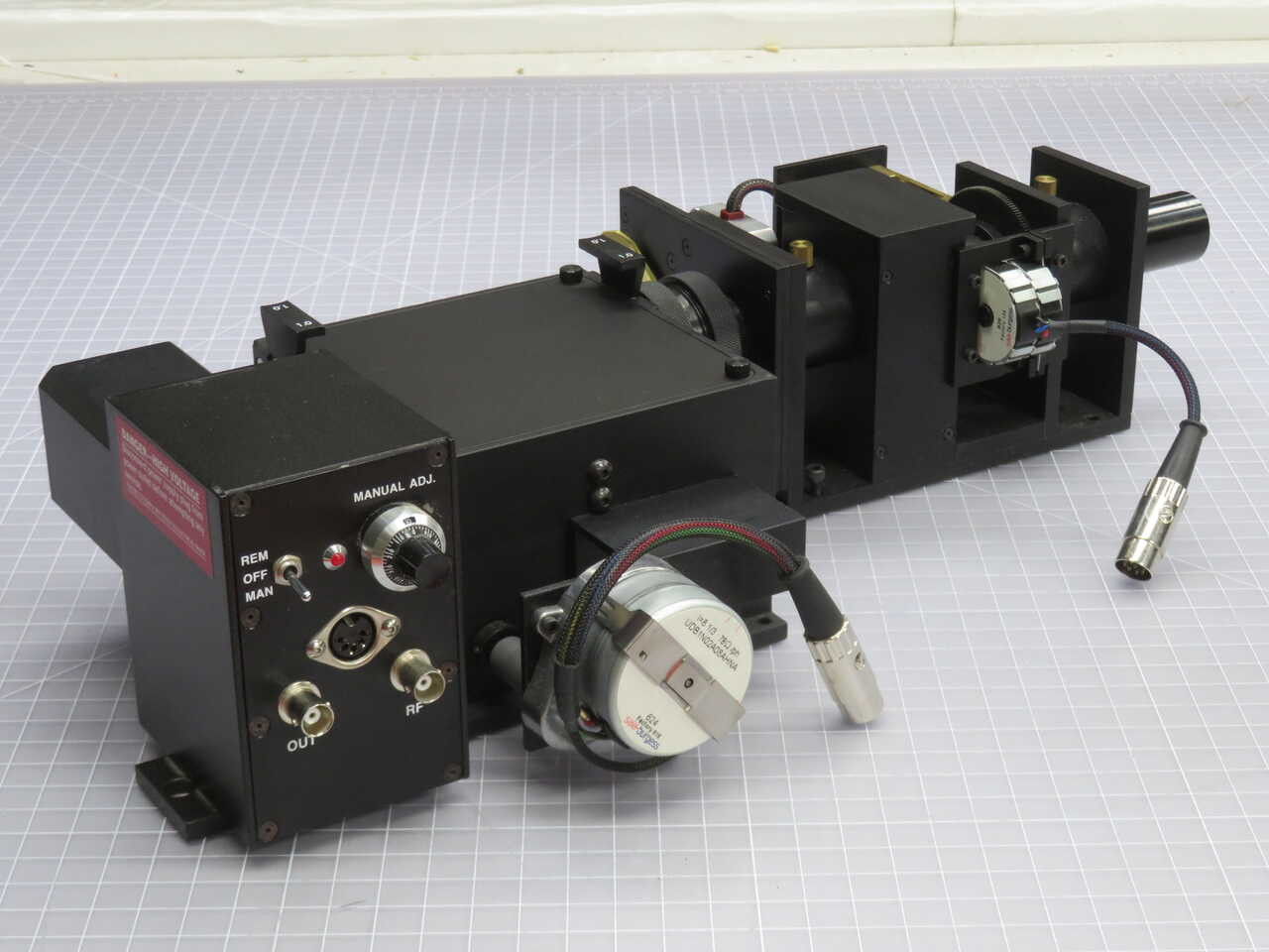 ISS #90021, Photon Counting Spectrofluorimeter