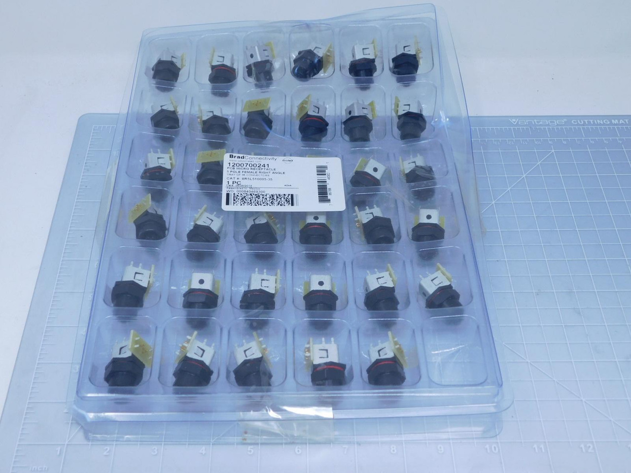 Molex #1200700241, Micro-Change PCB Receptacle, 5 Pole Female, Right Angle, LOT of 35