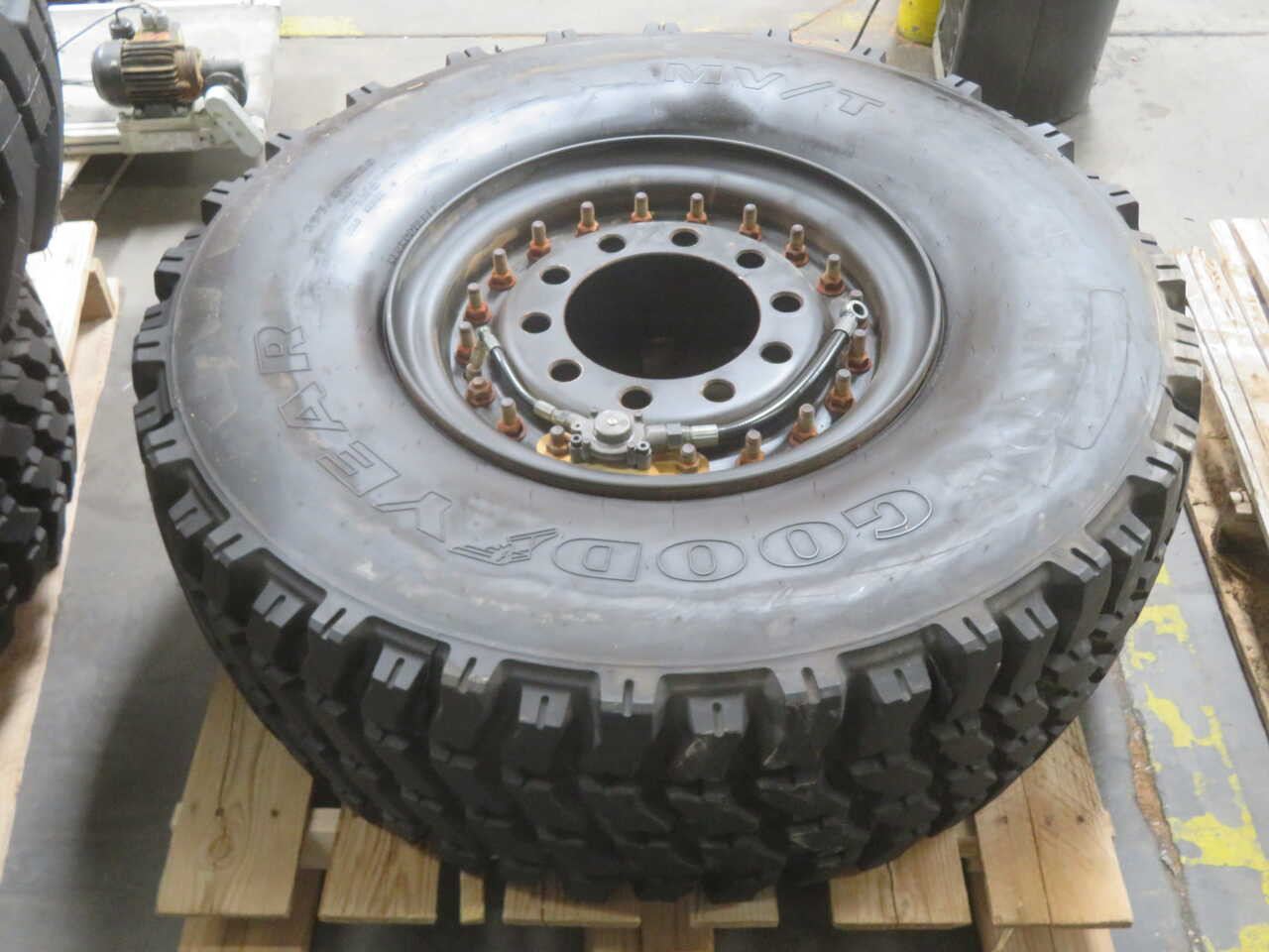 Goodyear #395/85R20, MV/T Military Vehicle Tire