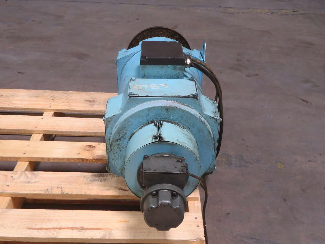 3 HP KW RPM 1780 Thrige-Titan #LAK-132-B, 310 Volts, DC Shunt Motor, Class F 2 available)