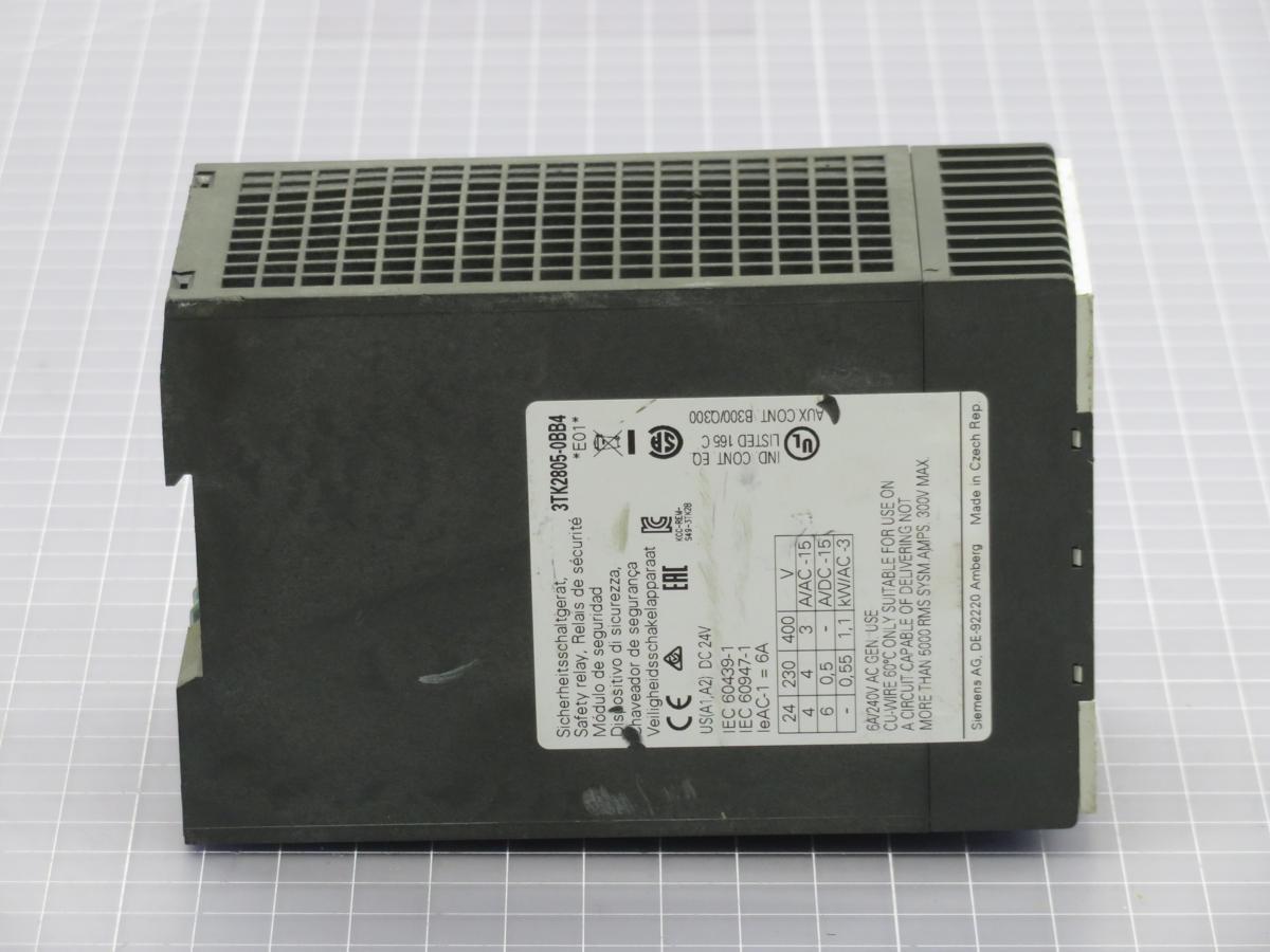 Siemens #3TK2805-0BB4, Safety Relay Expansion Module
