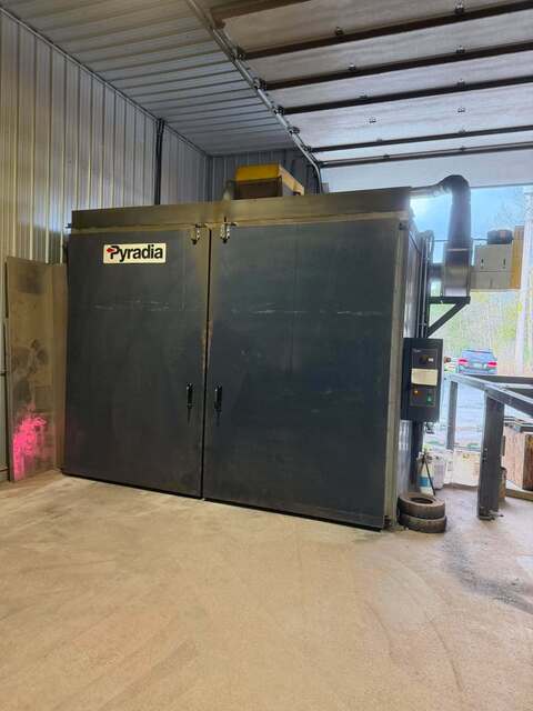 120" width x 84" H x 84" L Pyradia #T06W12003484VMTFD, electric industrial oven, 450°F, 600 V., 2011