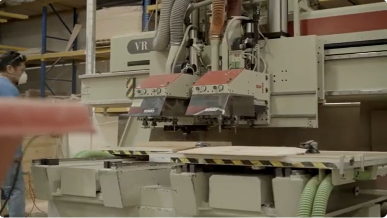 Komo #VR-1005-TT-Mach-III, CNC Router, 162" X, 87" Y, 12" Z, twin 5' x 5' vacuum tables, 16-18 HP dual
