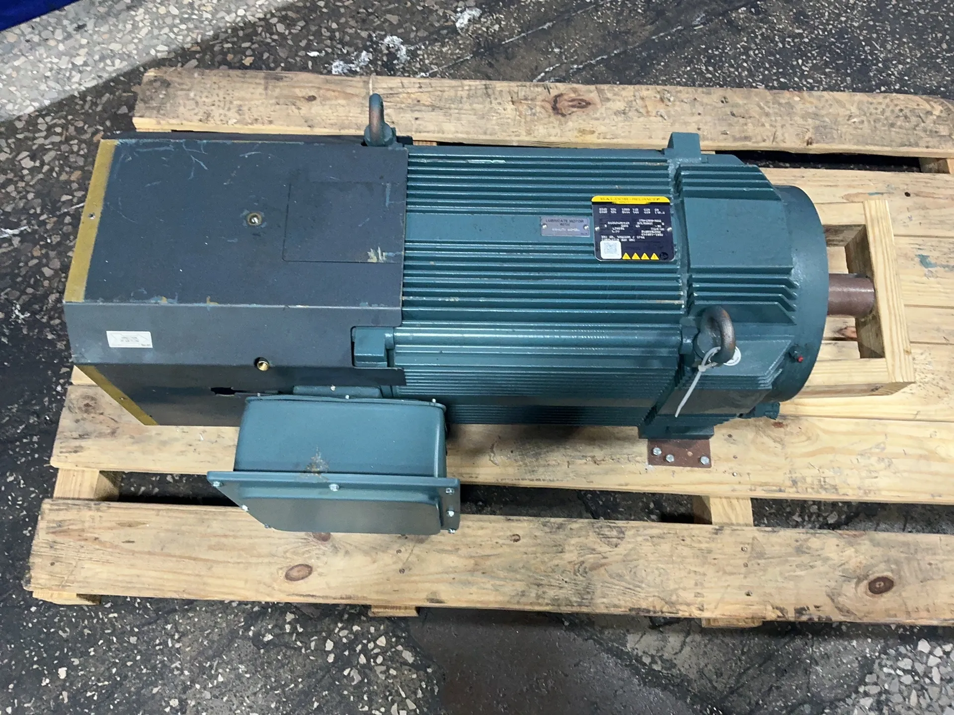 125 HP HP RPM 1780/3555 RPM Baldor-Reliance #F28-A000-0454, Inverter Duty Motor, Frame UFL2898Z, 163/148 A
