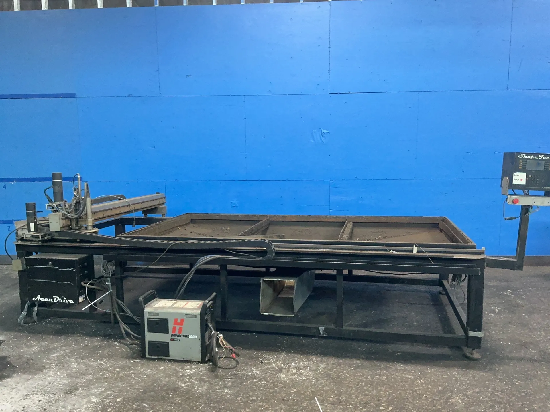 Hypertherm #Powermax1000, Plasma Cutting System, 20-60 A, w/ Accuduct #510-PP-AD 66" x 122" table, 81" x 6" x