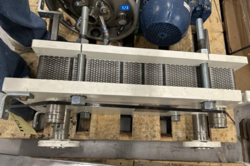 API Schmidt-Bretten #SX13-350-30, plate & frame heat exchanger, 30 Stainless Steel plates, 150 psi, 280°F