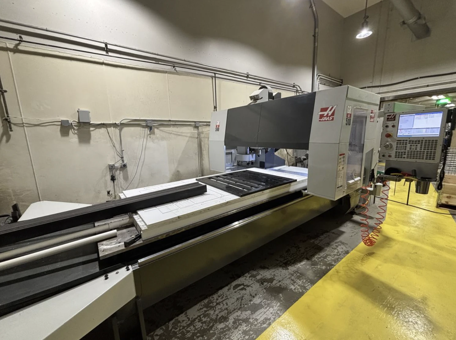 Haas #GR-510, Gantry Machining Center, 121" X Travel, 61" Y Travel, 11" Z, 15 HP, 15,000 RPM, CT40, 10