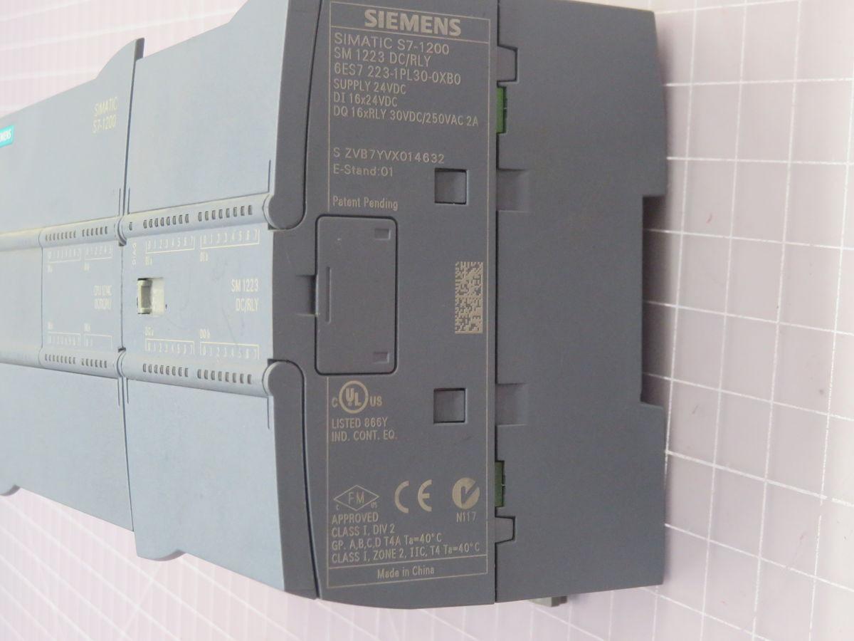 Siemens #6ES7-223-1PL30-0XB0, PLC Module/Rack