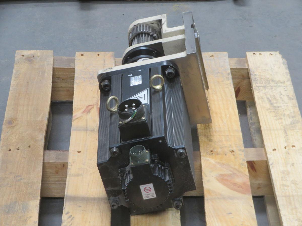 7.5 kW Yaskawa #SGMG-75V, AC Servo Motor, 1500 RPM, 47.7 Nm (2 available)