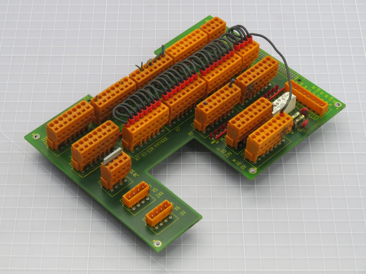 Krones #2-098-82-128-0/V0, Connector Circuit Board
