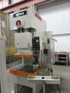 88 Ton, Niagara #BN-80-OBS, 6" stroke, 19" Shut Height, 4.5"motorized ram adjustment, 40-75 SPM, 1991, #13718T