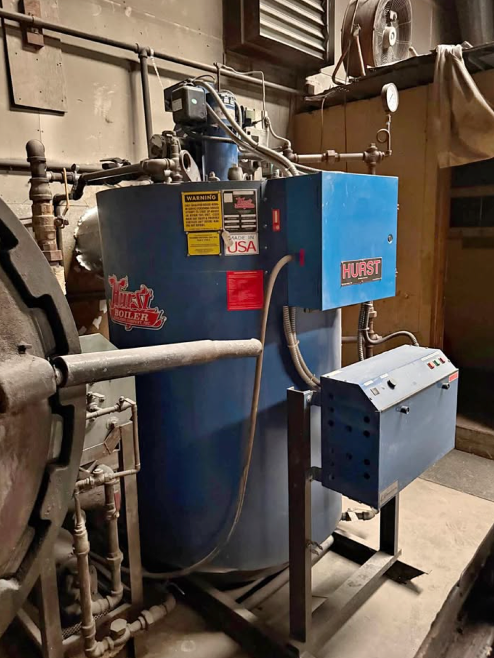 30 HP Hurst #4VT-X-30-150, 150 psi steam boiler, 2006