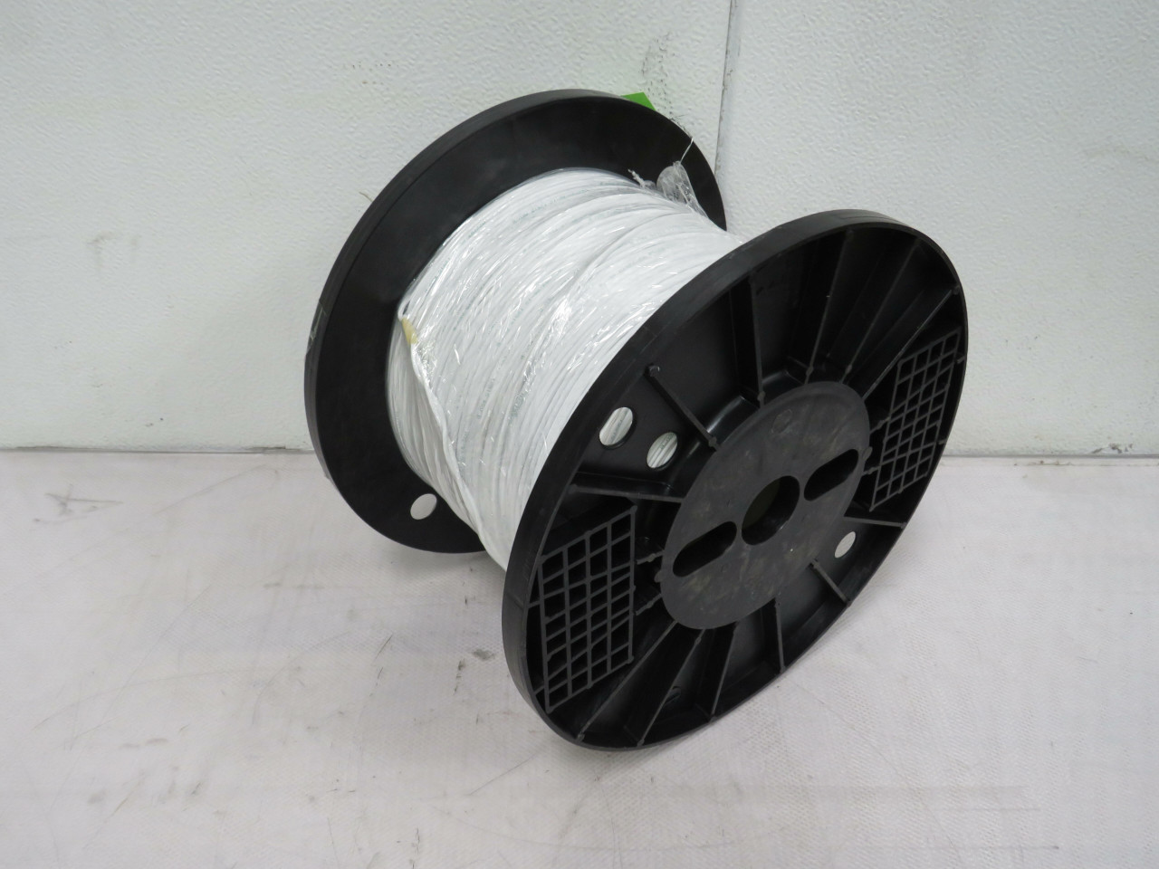 Aerospace Wire 12 AWG #M22759/86-12-9, 600V Rating, 200&deg;C Temp, 2.74 mm Od, PTFE Insulation