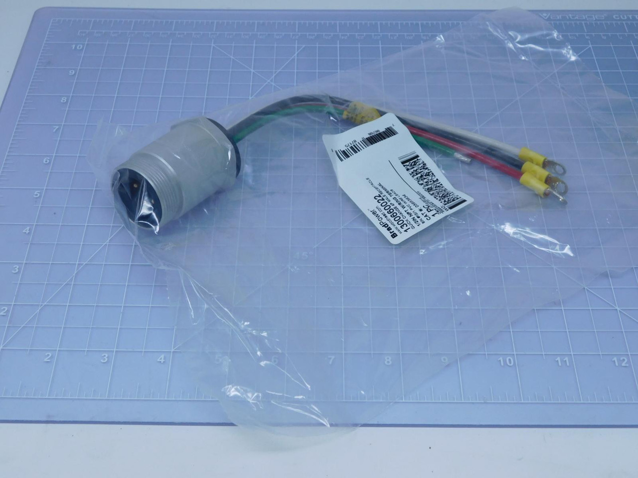 Molex #05953634, Bradpower NPT Wiring Terminal 8IN #10/1 PVC Wire Leads, LOT of 50