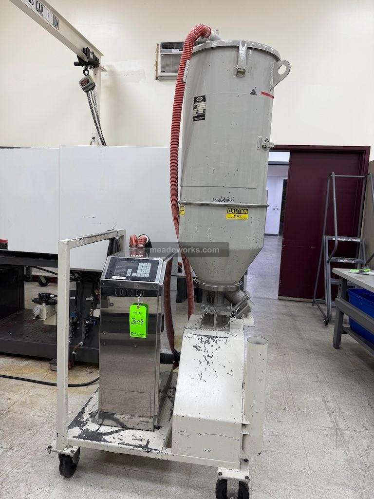 Una-Dyn #UDC-30, Material Dryer, hopper on rolling cart, 460 V.