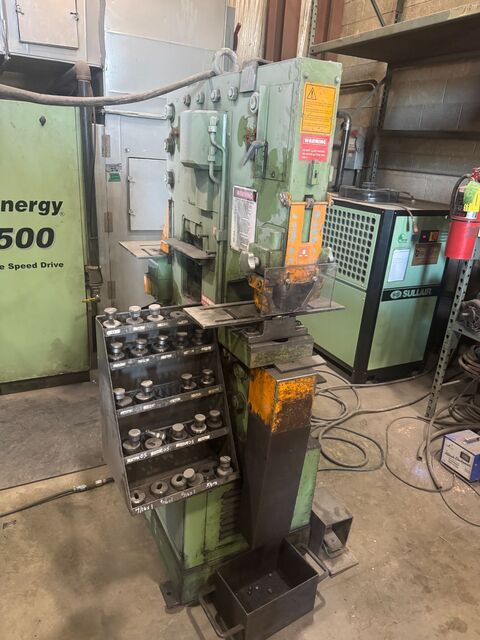 5" x 5" x 1/2" Peddinghaus #Peddiworker-1050, Hydraulic Ironworker, 105 Ton, 10" throat, 1-1/4" diameter thru