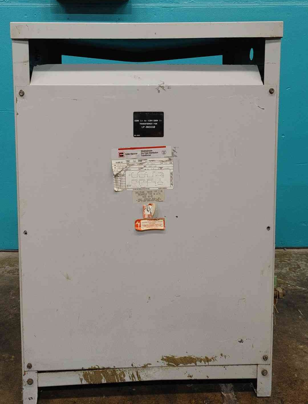 45 KVA 480 Primary, 208Y/120 Secondary, Cutler-Hammer #V48M28B45R, Transformer, 3 Phase