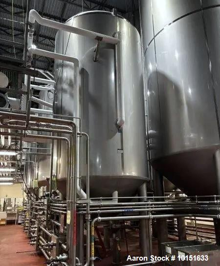 5,700 gallon Mueller, Jacketed Fermentation Tank, 304 Stainless Steel, 21,000 L, 95" ID x 155" T/T, 25 psi