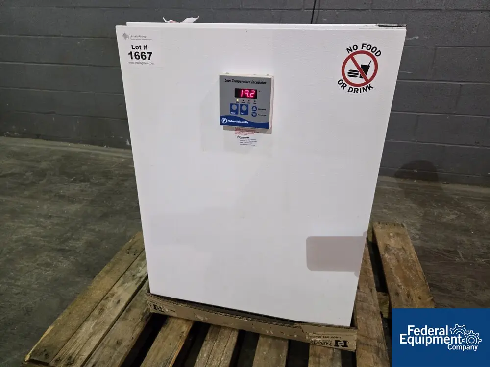 Thermo Scientific #3724, Refrigerator, 21" width x 20" D x 28" H chamber, 120 V., 2013