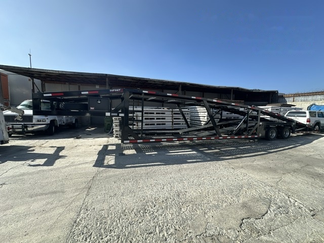 Infinity #GN600, 6-car automatic transport trailer, 50' overall, 48' top / 42' bottom deck, 102" bed width