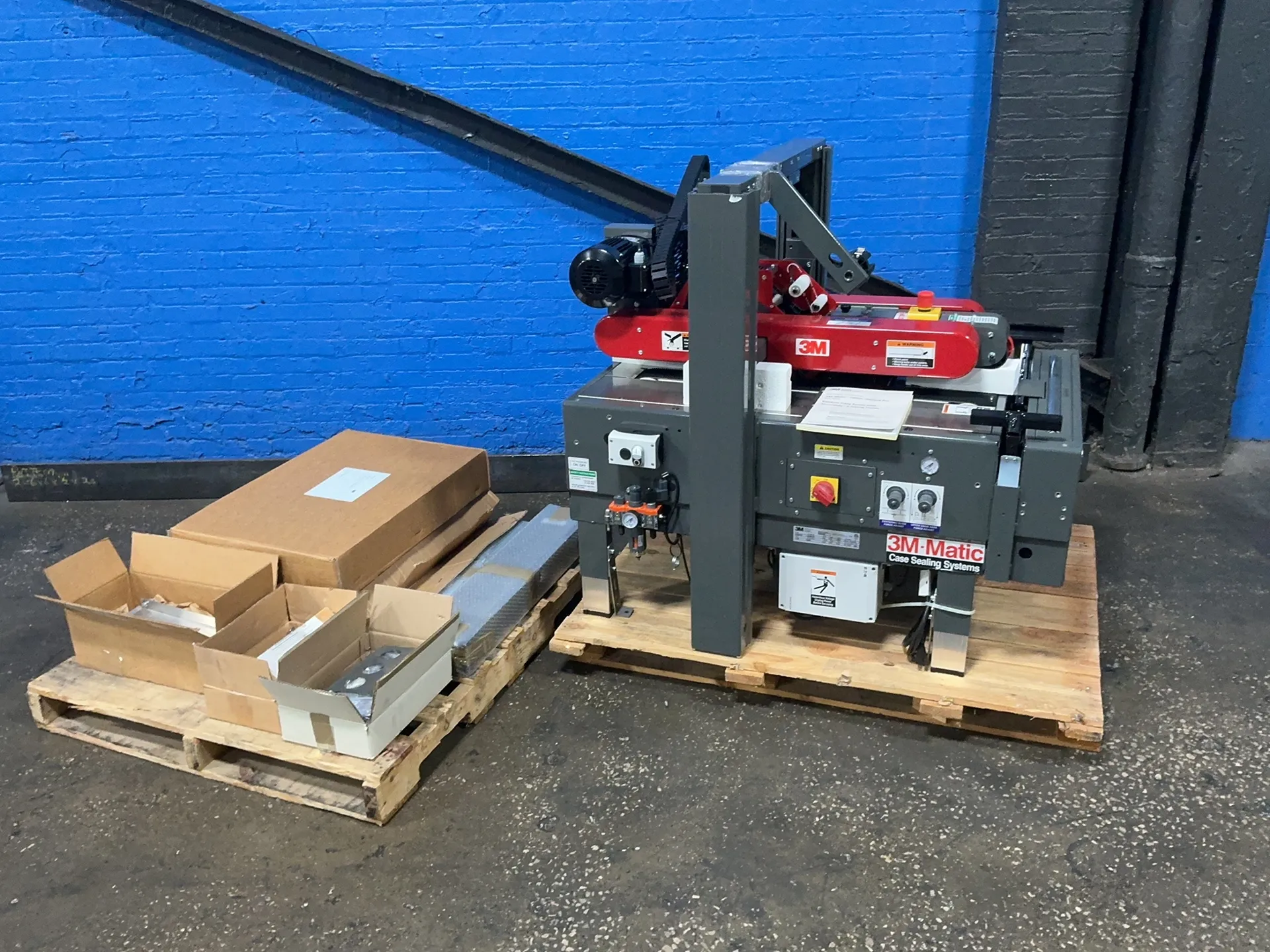3M #7000R3PRO, Case Sealer, type 21500, casters, rollers, 120 V., 1 Ph., 2021 (2 available)