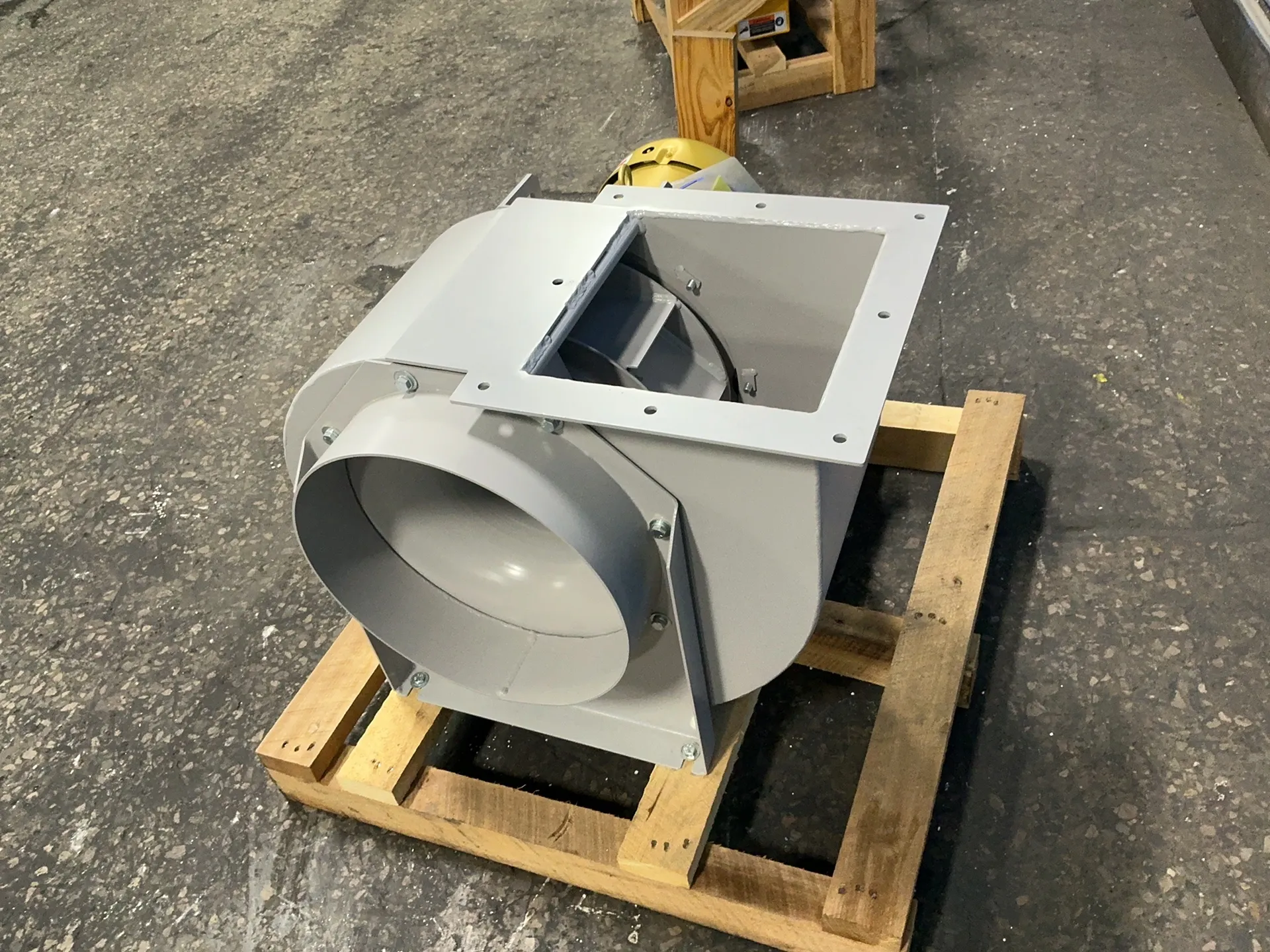 3638 CFM, Cincinnati Fan #HDBI-130, Blower, 7.5 HP, 3750 RPM, 190/208-230/380/460 V., 3 Ph., 50/60 Hz., 2017