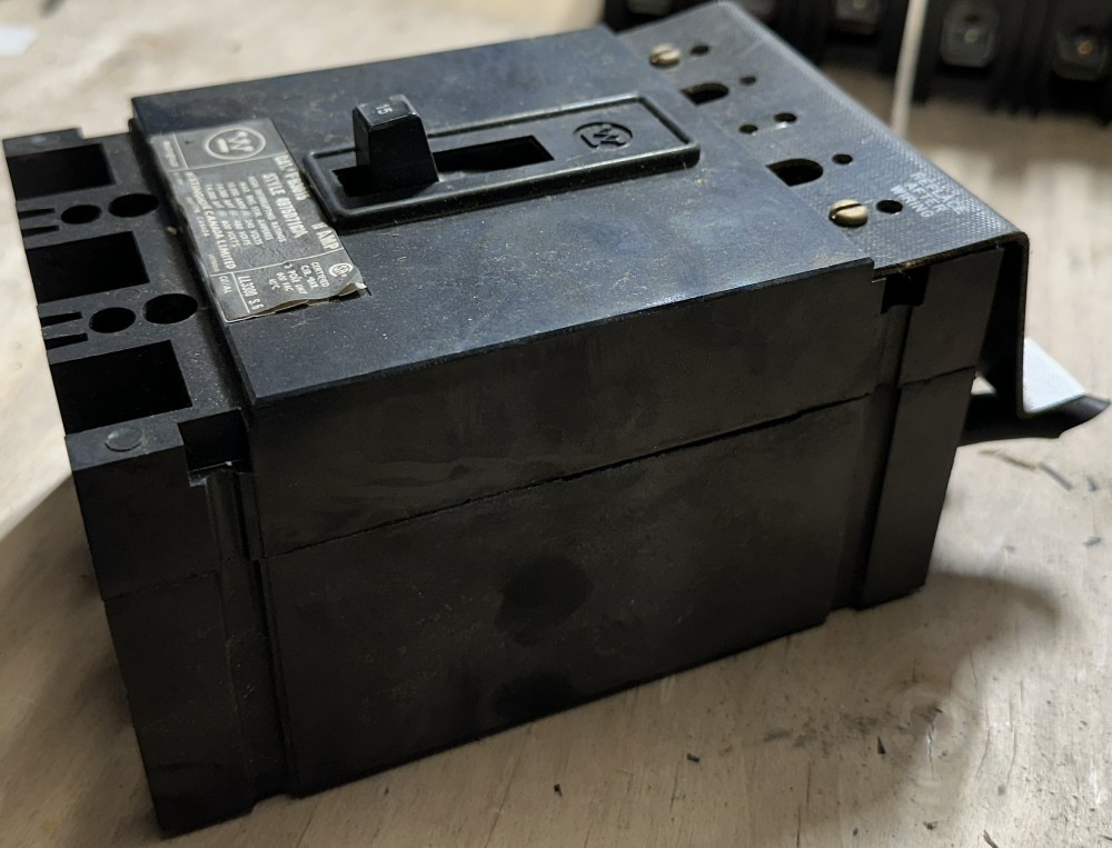 3 Amps, Westinghouse, Motor Circuit Interrupter, 3-Pole, 3A Frame Rating, 600VAC Max., Adjustable Magnetic