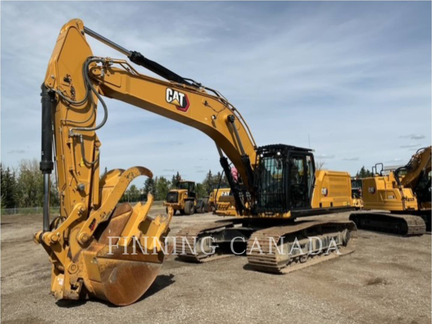 Caterpillar 336-08, 885 hours, S/N: SYL30080, 2025