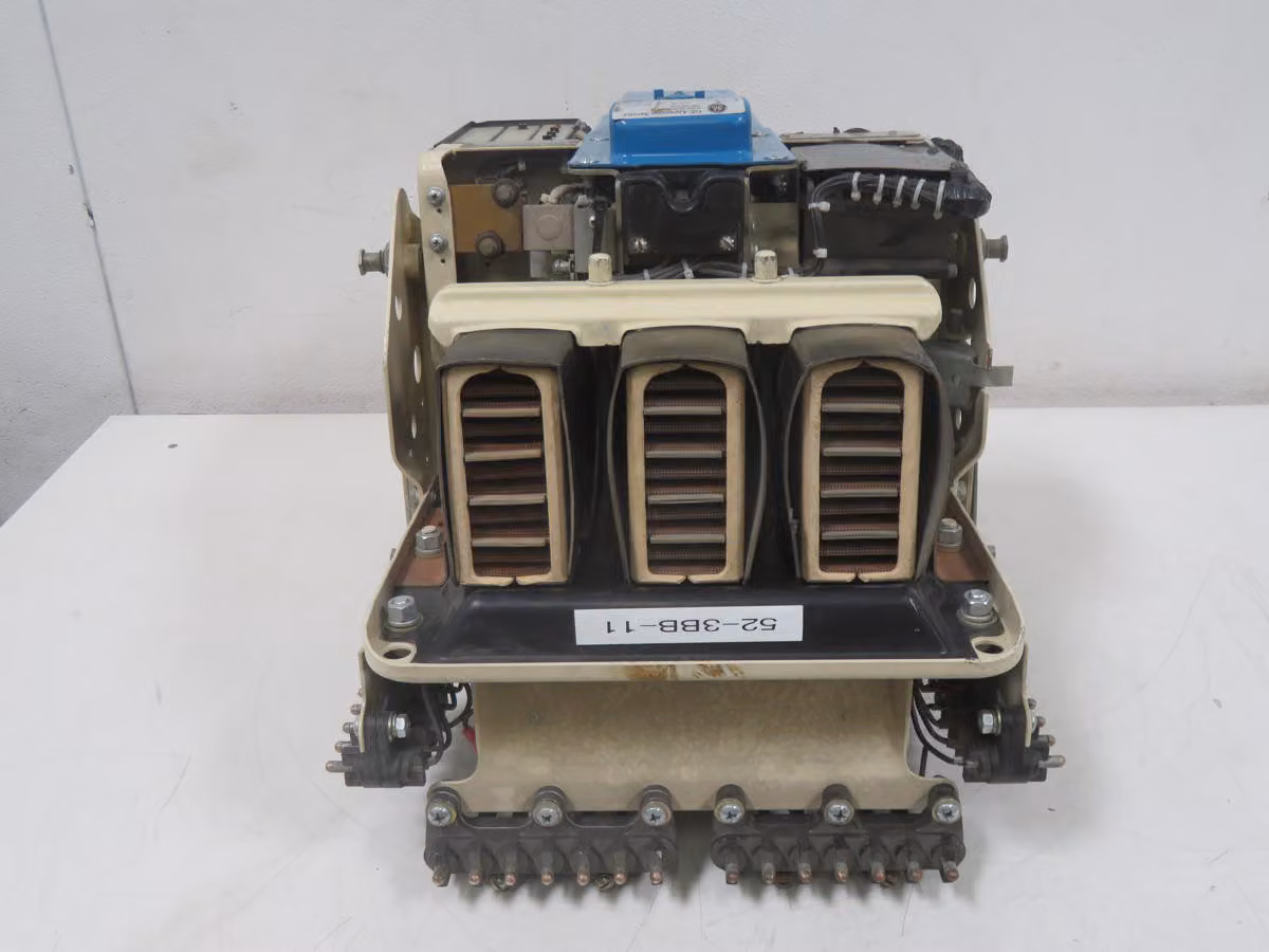 600 Amps, GE #AK-2A-25-1, Air Circuit Breaker
