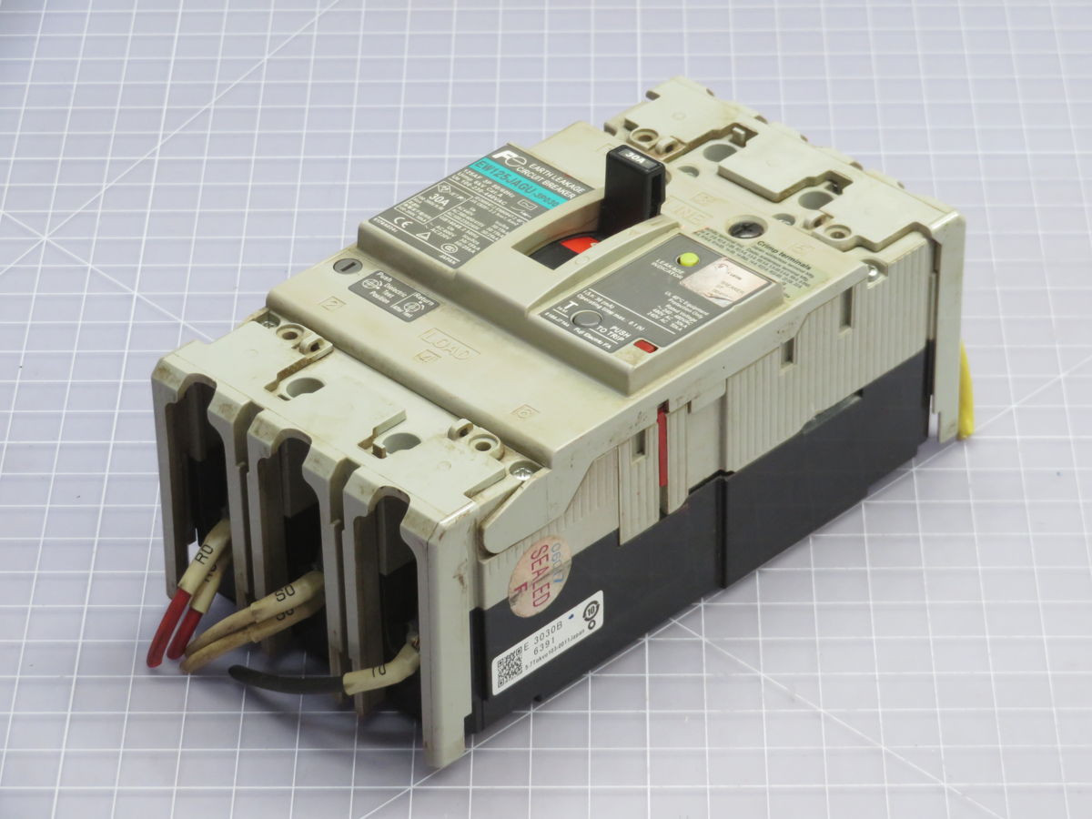 30 Amp, Fuji Electric #EW125JAGU-3P030, Circuit Breaker