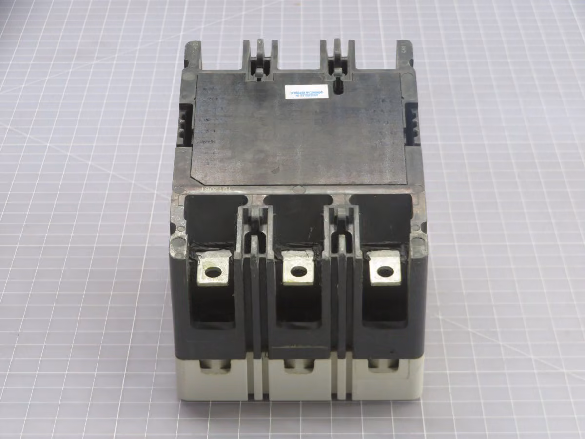 225 Amp, Eaton #XHFD3225W, Circuit Breaker (2 available)