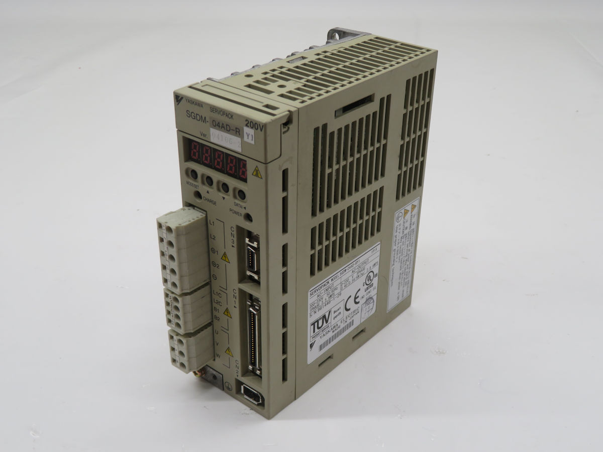 Yaskawa #SGDM-04AD-RY1, Servopack Servo Drive