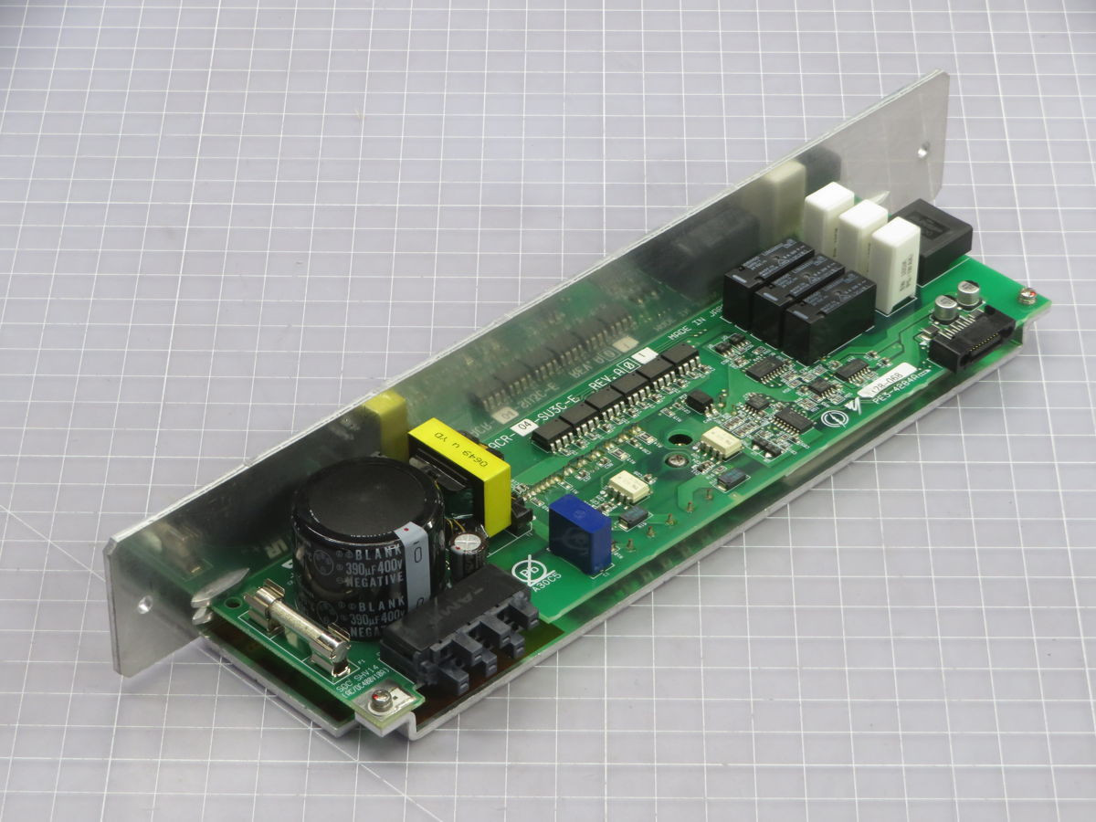Yaskawa #CACR-04-SU3C-E, Servo Pack Servo Drive