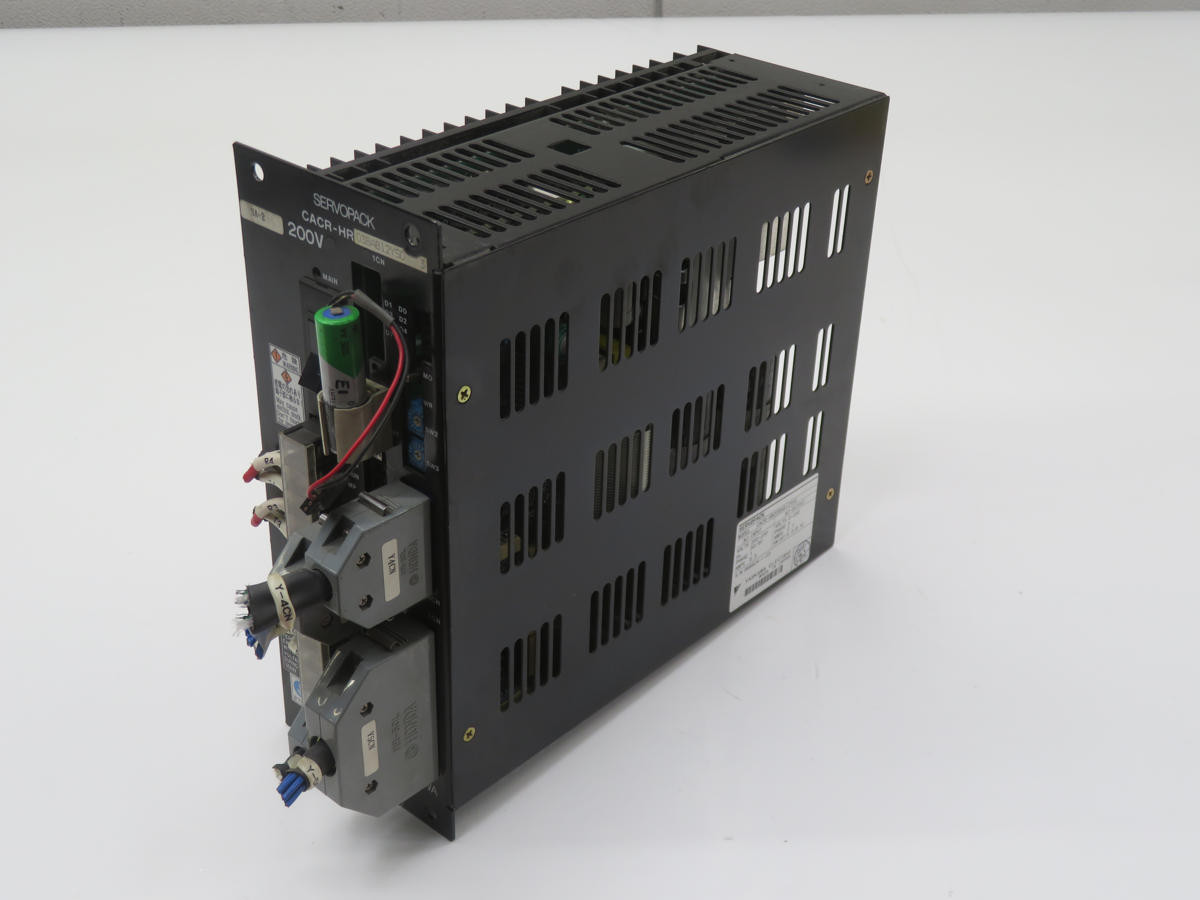 0.3 KW Yaskawa #CACR-HR03BAB12Y50, Servo Pack
