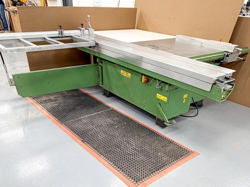 Martin #T-71, sliding table saw, 10' cutting capacity, 17-3/4" blade, 5-11/16" max. cutting height, 49" rip