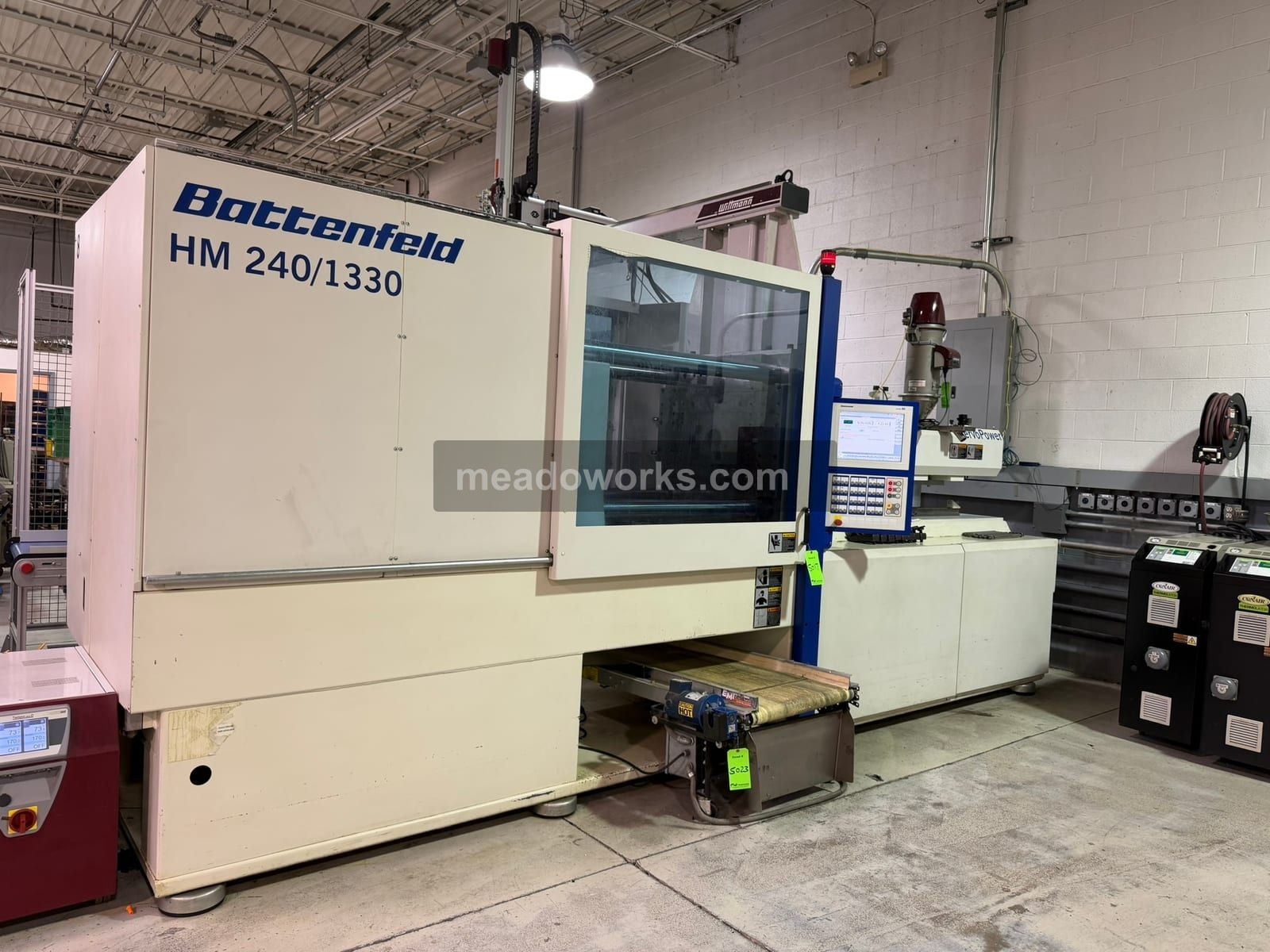 263 Ton, Battenfeld #HM-240/1330, Hydraulic Injection Molder, 24.8" x 22.4" tie bar spacing, 42.3" daylight