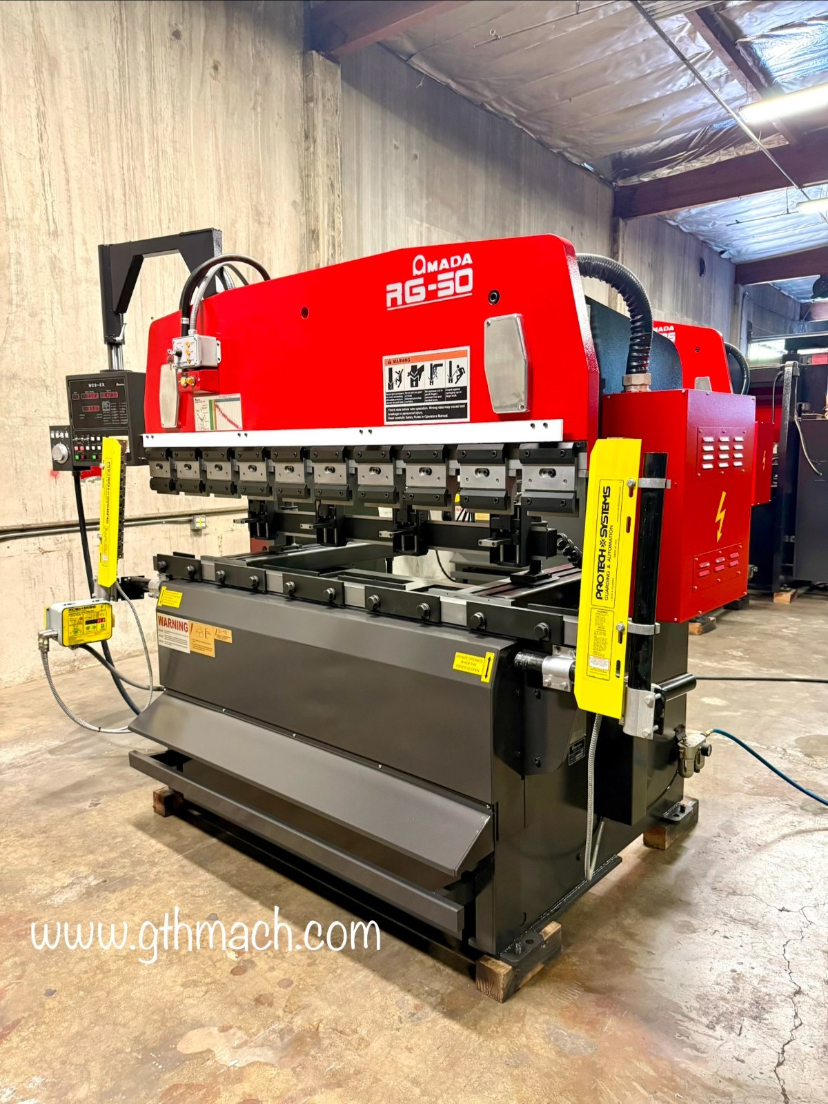 55 Ton, Amada #RG-50, cnc hydraulic press brake, 6.1' overall, 59.9" between housing, 15.8" throat, 3.9"