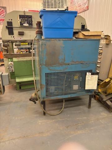 225 CFM, 100 PSIG, Arrow #B225-4, Refrigerated Air Dryer, 1.5 HP, R22, 460 V., 3 Ph., 1992