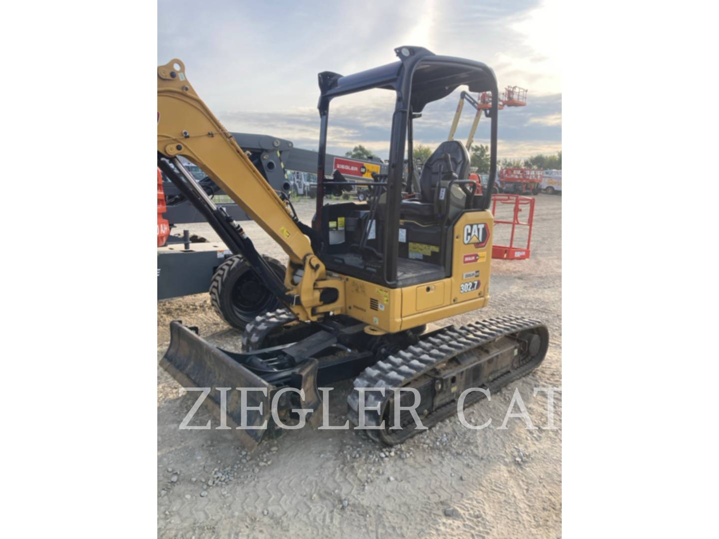 Caterpillar 302.7, Excavator, 127 hours, S/N: CZ602628, 2022