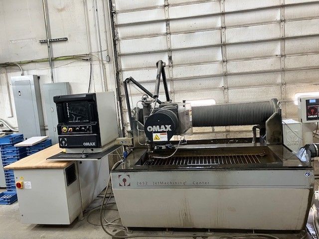 Omax #2652, waterjet, 5' 9" x 2' 6" table, 12' 1" x 6' 3" footprint, refurbished 2021