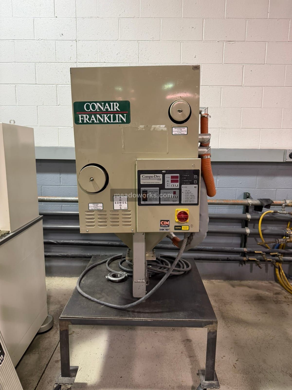 Conair Franklin #D30H2000000, Dryer w/Compu-Dry CD30 Control & Drying Hopper, hopper #18137001, steel table
