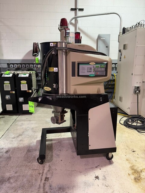 Conair #MDCW015, Portable Desiccant Dryer w/Drying Hopper, RWH14 hopper, wheeled stand, 230 V.