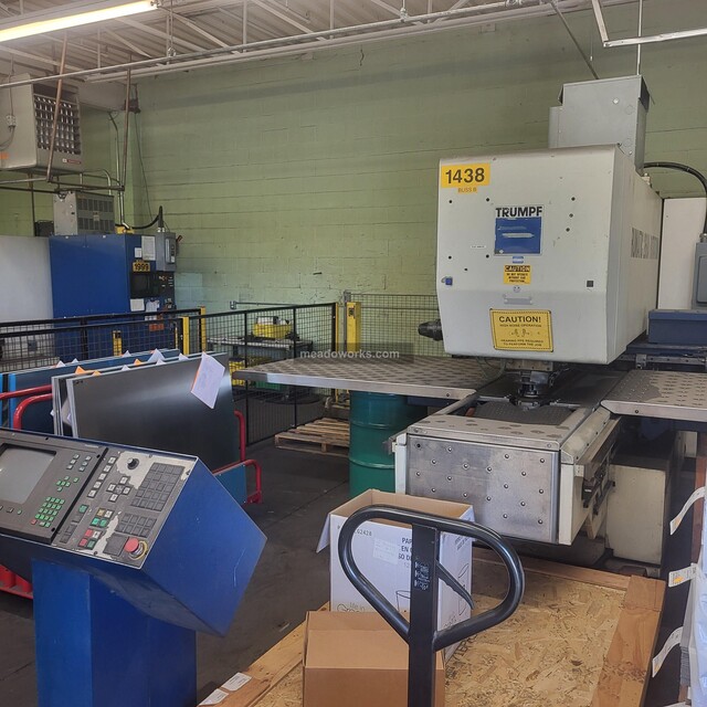 20 Ton, Trumpf #Trumatic-200, CNC Turret Punch, tooling, light curtain, 1999