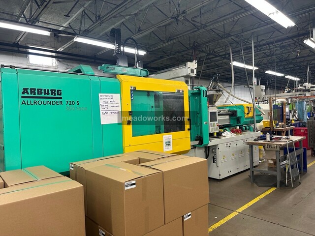 350 Ton, Arburg #Allrounder-720-S-3200-2100, Injection Molding Machine, 144 amps, 460 V., 806,924 cycles